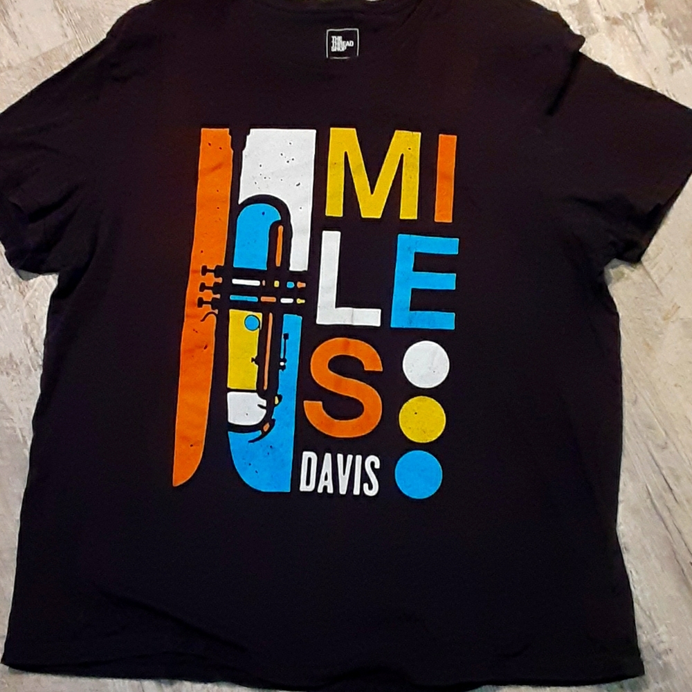 Miles Davis Jazz  Vintage XL tee